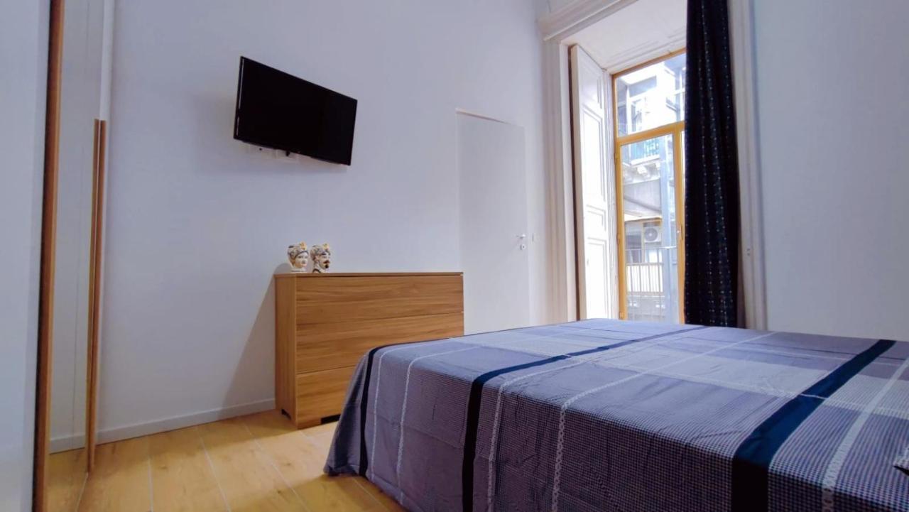 Duhome Apartment In The Heart Of كاتانيا المظهر الخارجي الصورة