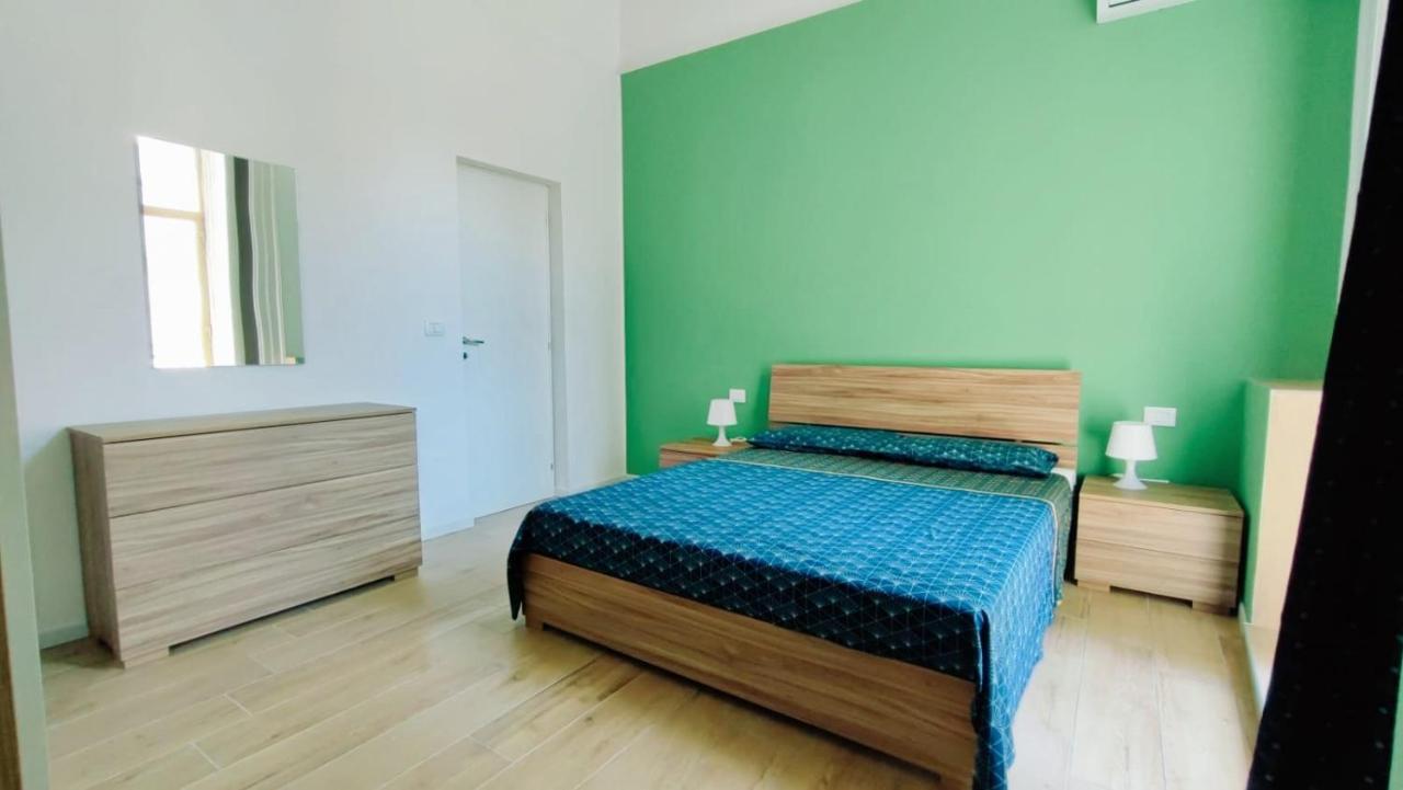 Duhome Apartment In The Heart Of كاتانيا المظهر الخارجي الصورة