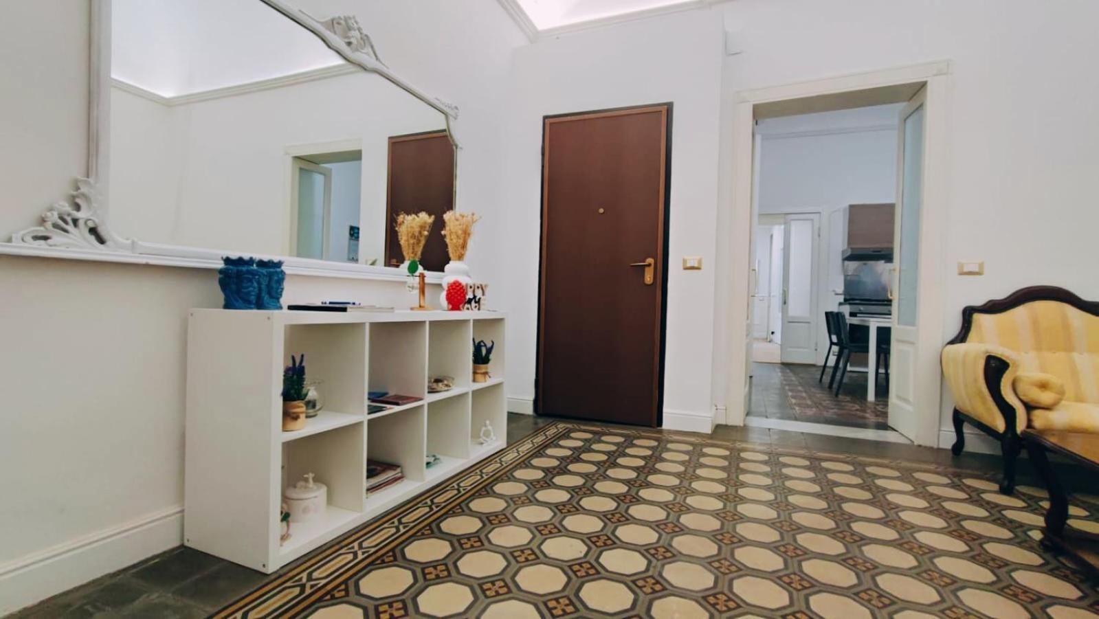 Duhome Apartment In The Heart Of كاتانيا المظهر الخارجي الصورة