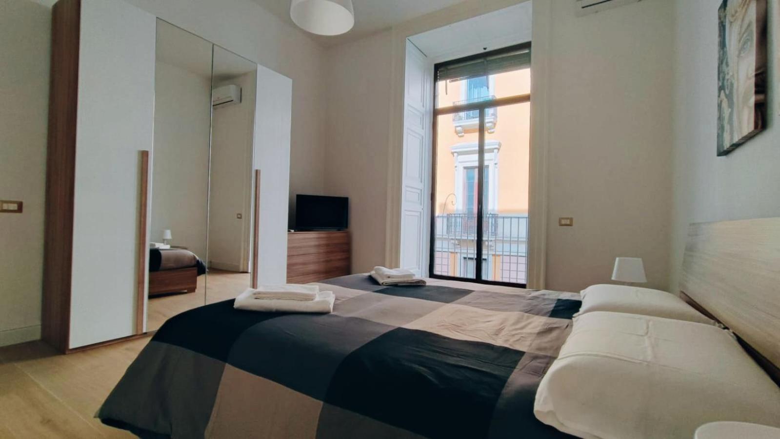 Duhome Apartment In The Heart Of كاتانيا المظهر الخارجي الصورة